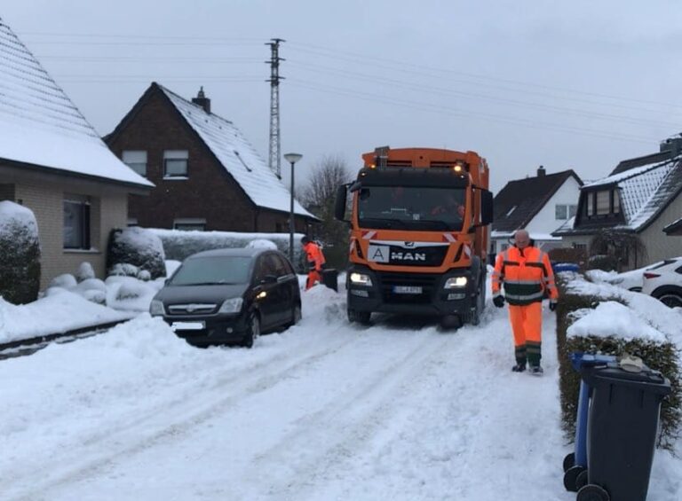 Müllauto im Winter, Foto: OSB, Detlef Schnier