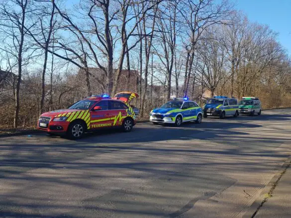 PKW prallt gegen LKW in Osnabrück-Dodesheide [Update]