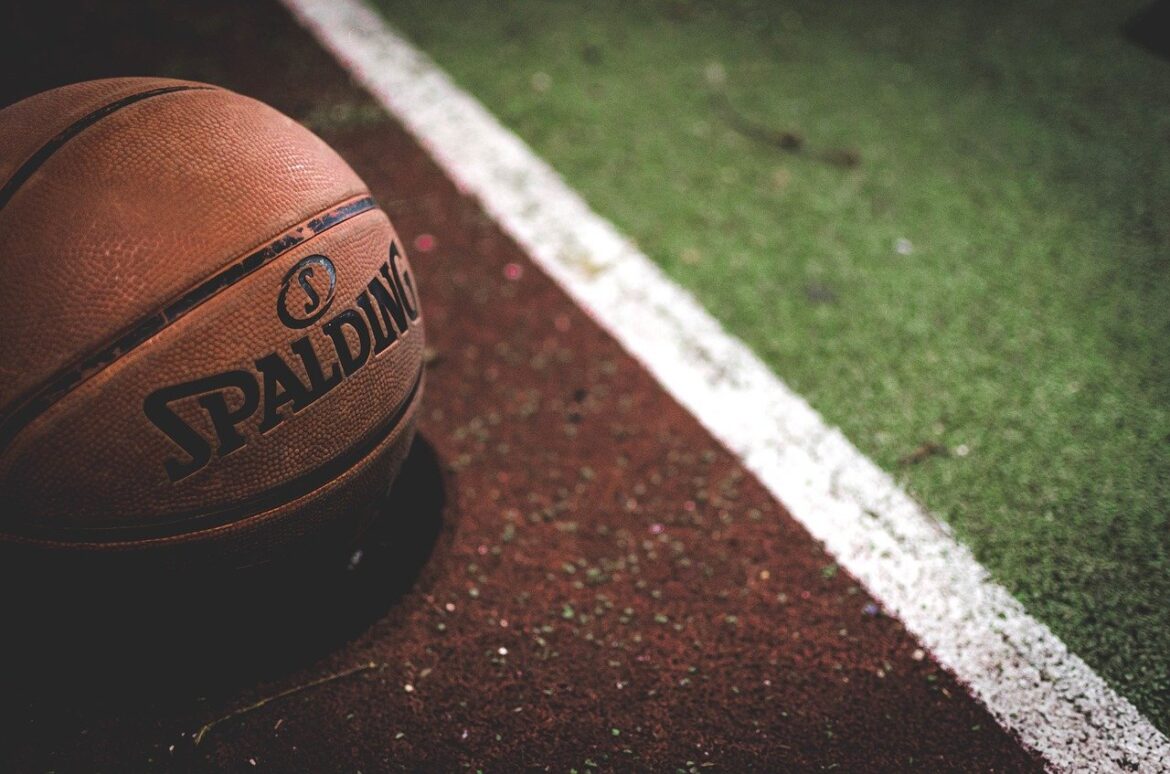 Basketball auf Lauffeld