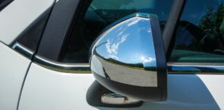 Symbolfoto: Parkendes Auto.