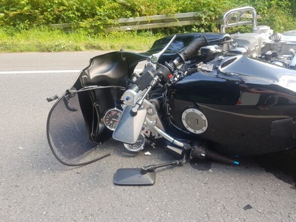 Motorradfahrer stürzt bei Unfall mit PKW in Bissendorf