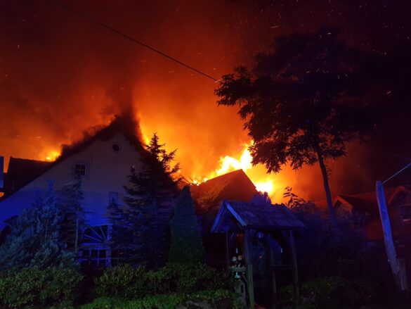 Großbrand eines Anwesens in Bissendorf