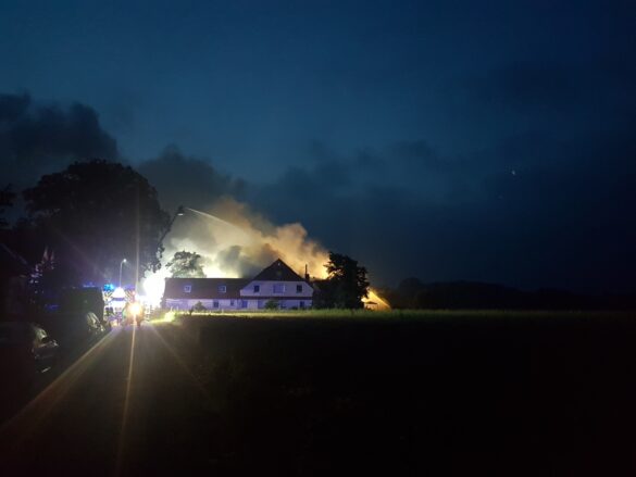 Großbrand eines Anwesens in Bissendorf