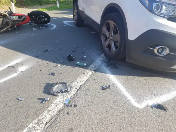 Motorradfahrer bei Zusammenstoß mit Auto in Melle schwer verletzt