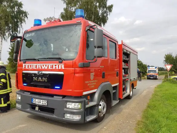 Brand einer Strohballenpresse in Melle bei Osnabrück