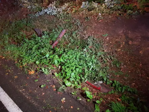 Auto landet auf dem Dach in Hagen a.T.W.