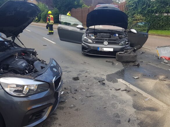 Autos stoßen in Georgsmarienhütte zusammen