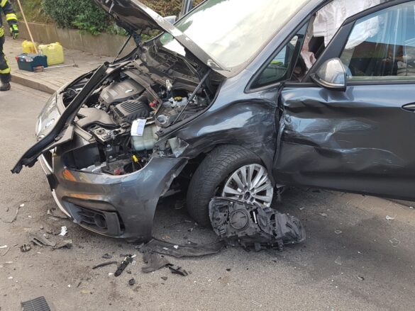 Autos stoßen in Georgsmarienhütte zusammen