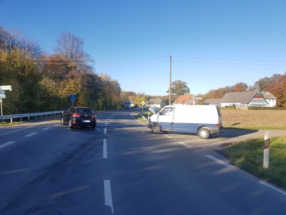 Zusammenstoß mit mehreren Verletzten in Hilter