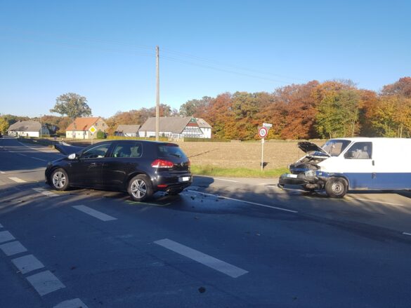 Zusammenstoß mit mehreren Verletzten in Hilter