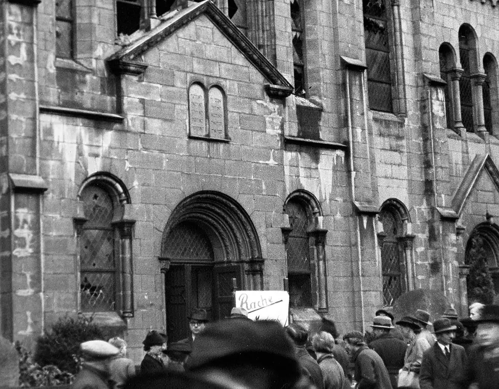 Zerstörte Synagoge am Morgen des 10. November 1938 / Foto: Sammlung Ordelheide Osnabrück