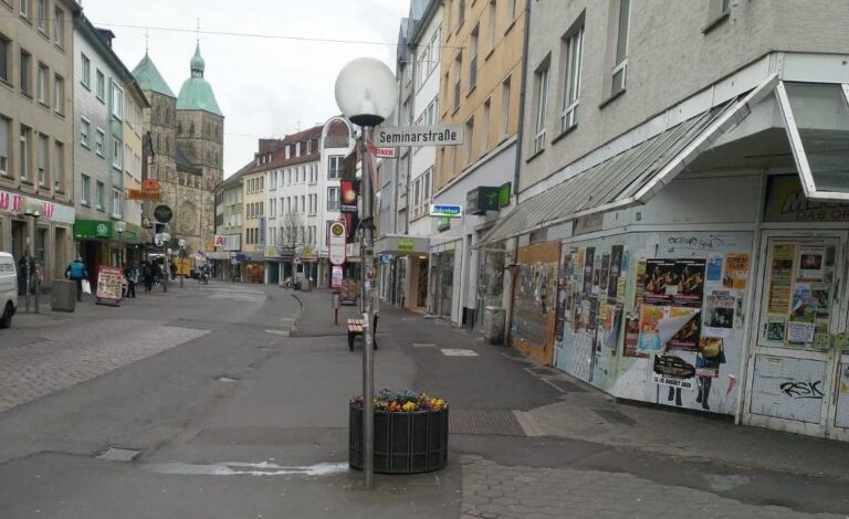 Seminarstraße, Ecke Johannisstraße. / Foto: Wolfgang Niemeyer