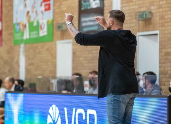 Panthers gewinnen gegen Freiburg nach furioser Aufholjagd