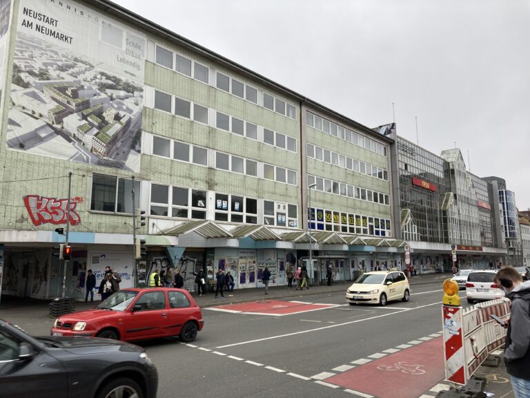 Neumarkt. Foto: Sophie Scherler