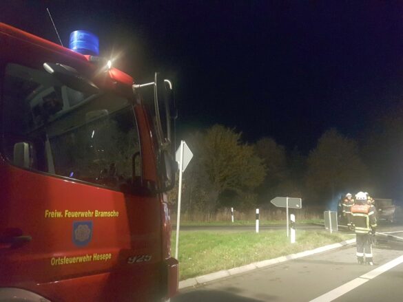 Voll besetztes Auto gerät auf B68 bei Bramsche in Brand