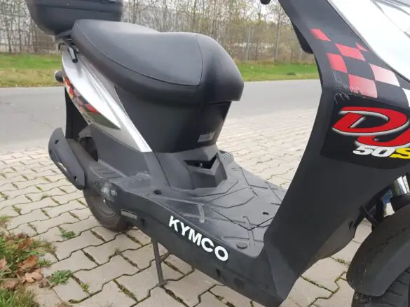 Rollerfahrerin bei Zusammenstoß mit PKW am Harderberg verletzt Rollerfahrerin bei Zusammenstoß mit PKW am Harderberg verletzt