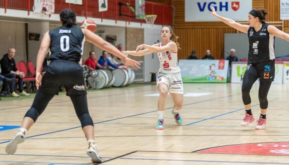 D1X28204 GiroLive-Panthers erringen ungefährdeten Sieg gegen Heidelberg