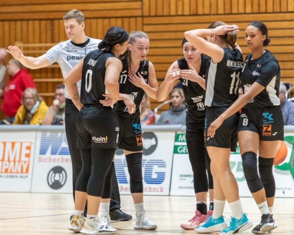 D1X28311 GiroLive-Panthers erringen ungefährdeten Sieg gegen Heidelberg