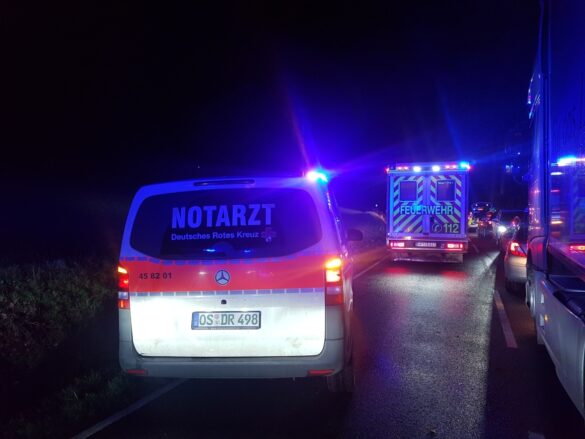 Mehrere Notärzte und Rettungswagen im Einsatz Notarzt und Rettungswagen