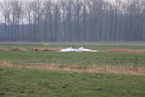 Sportflugzeug überschlägt sich in Bohmte Sportflugzeug überschlägt sich in Bohmte
