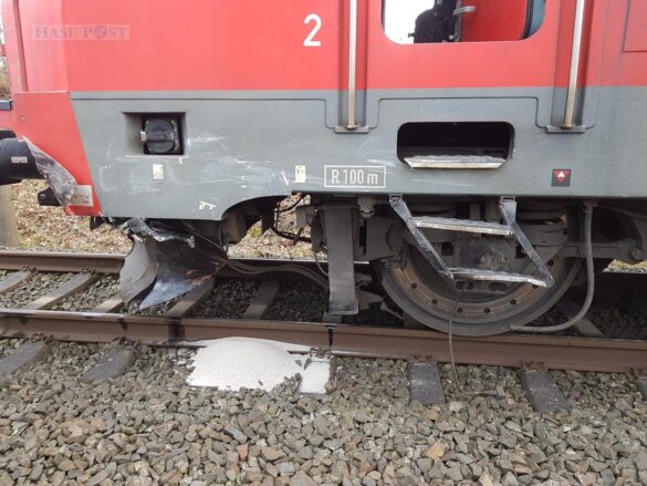 Zug erfasst Auto an Bahnübergang in Atter – Beeinträchtigungen im Zugverkehr zwischen Osnabrück und Rheine