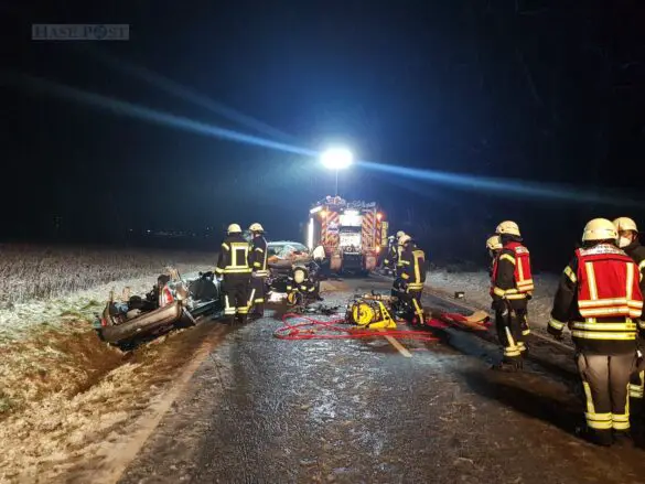 Autofahrer bei Zusammenstoß in Dissen eingeklemmt