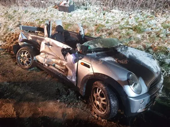 Autofahrer bei Zusammenstoß in Dissen eingeklemmt