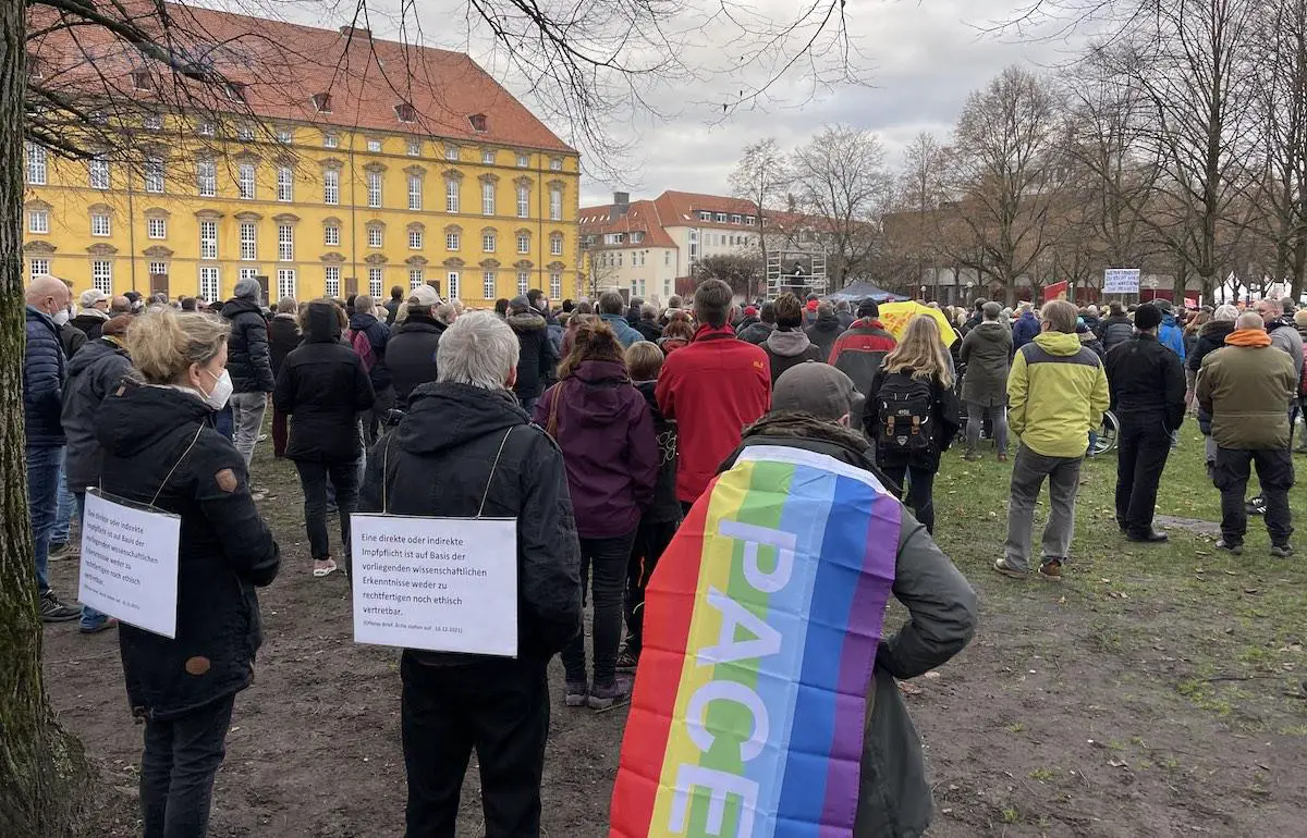 Corona-Demonstration im Schlossgarten Osnabrück, 3. Januar 2022