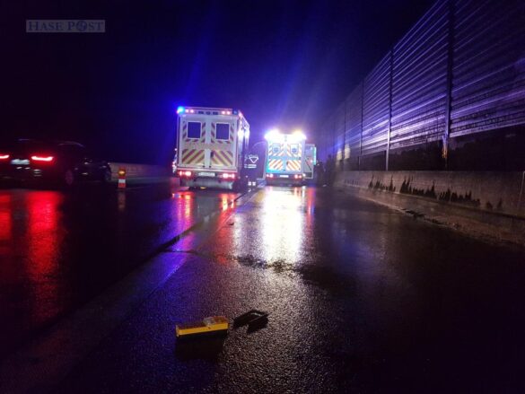 PKW-Kollision im Regen auf der Autobahn A30 PKW-Kollision im Regen auf der Autobahn A30