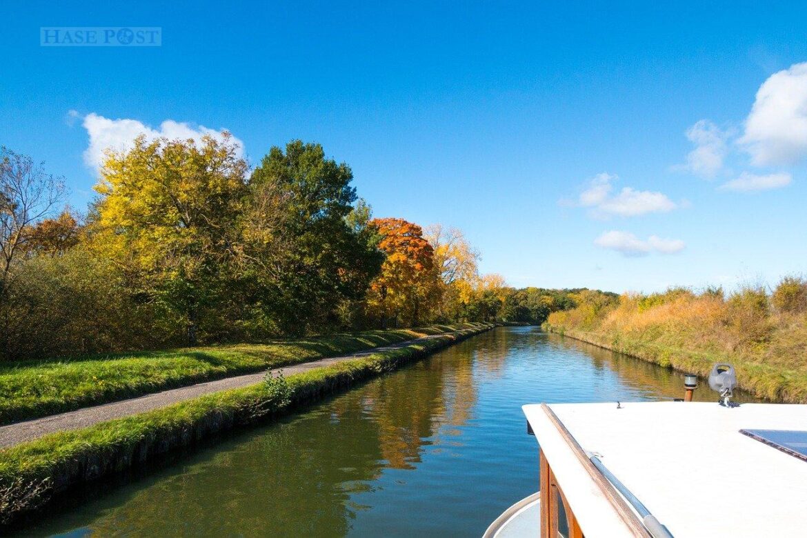 Hausboot auf dem Kanal