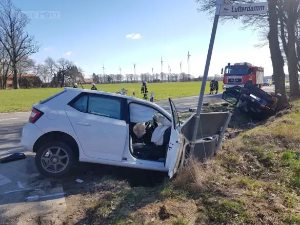 4 Verletzte nach PKW-Zusammenstoß in Ostercappeln