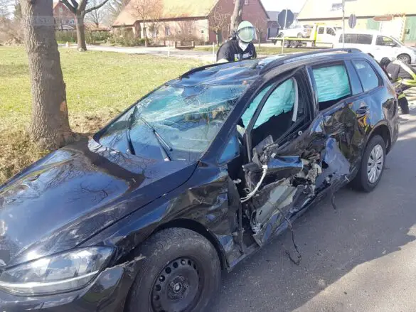 4 Verletzte nach PKW-Zusammenstoß in Ostercappeln