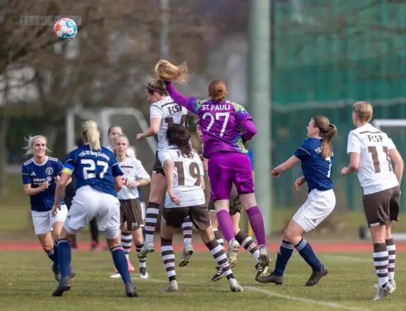 TSG 07 Burg Gretesch gewinnt mit 1:0 gegen St. Pauli. / Foto: Dieter J. Reinhard