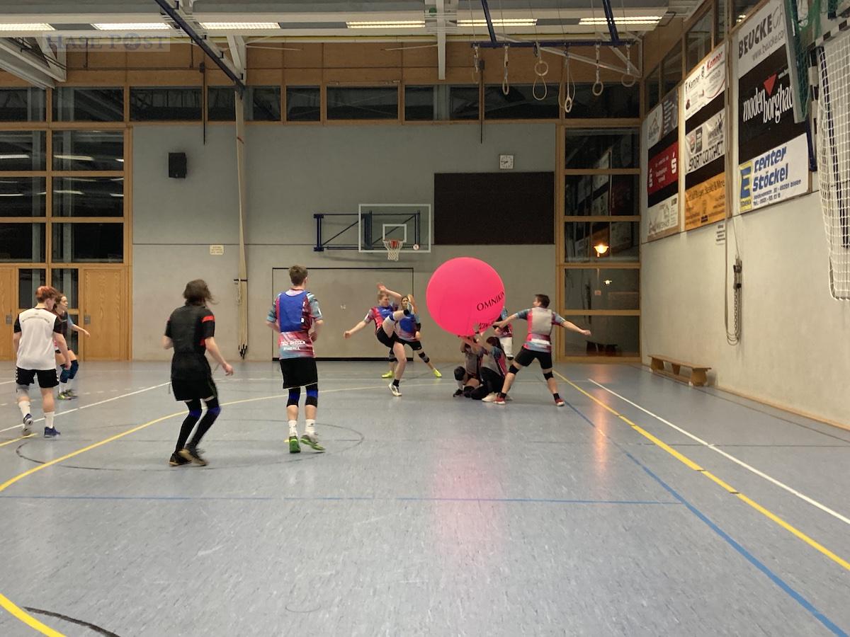 Kin-Ball-Training im TSG Dissen / Foto: Schulte