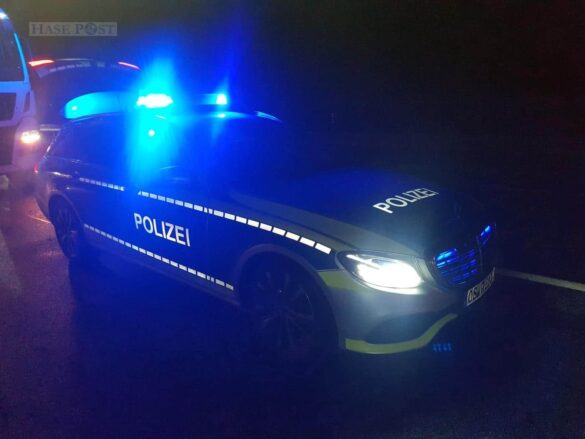 Unfall mit mehreren Fahrzeugen auf der Autobahn A30