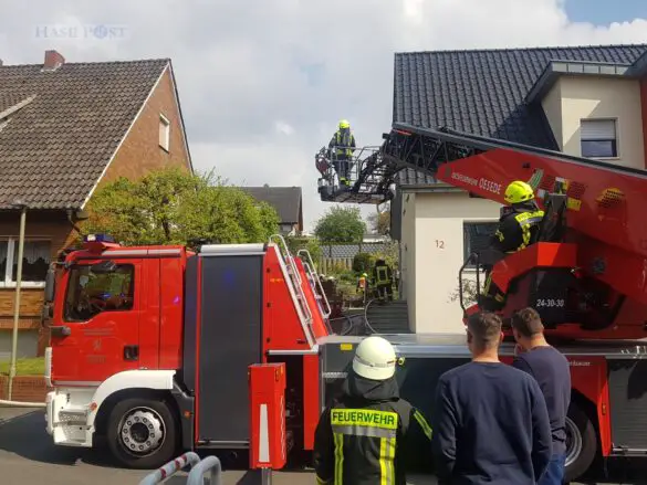 Wintergarten und Fassde brennen in Hagen a.T.W.