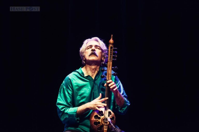 Der iranische Musiker Kayan Kalhor. / Foto: Juri Hinsch