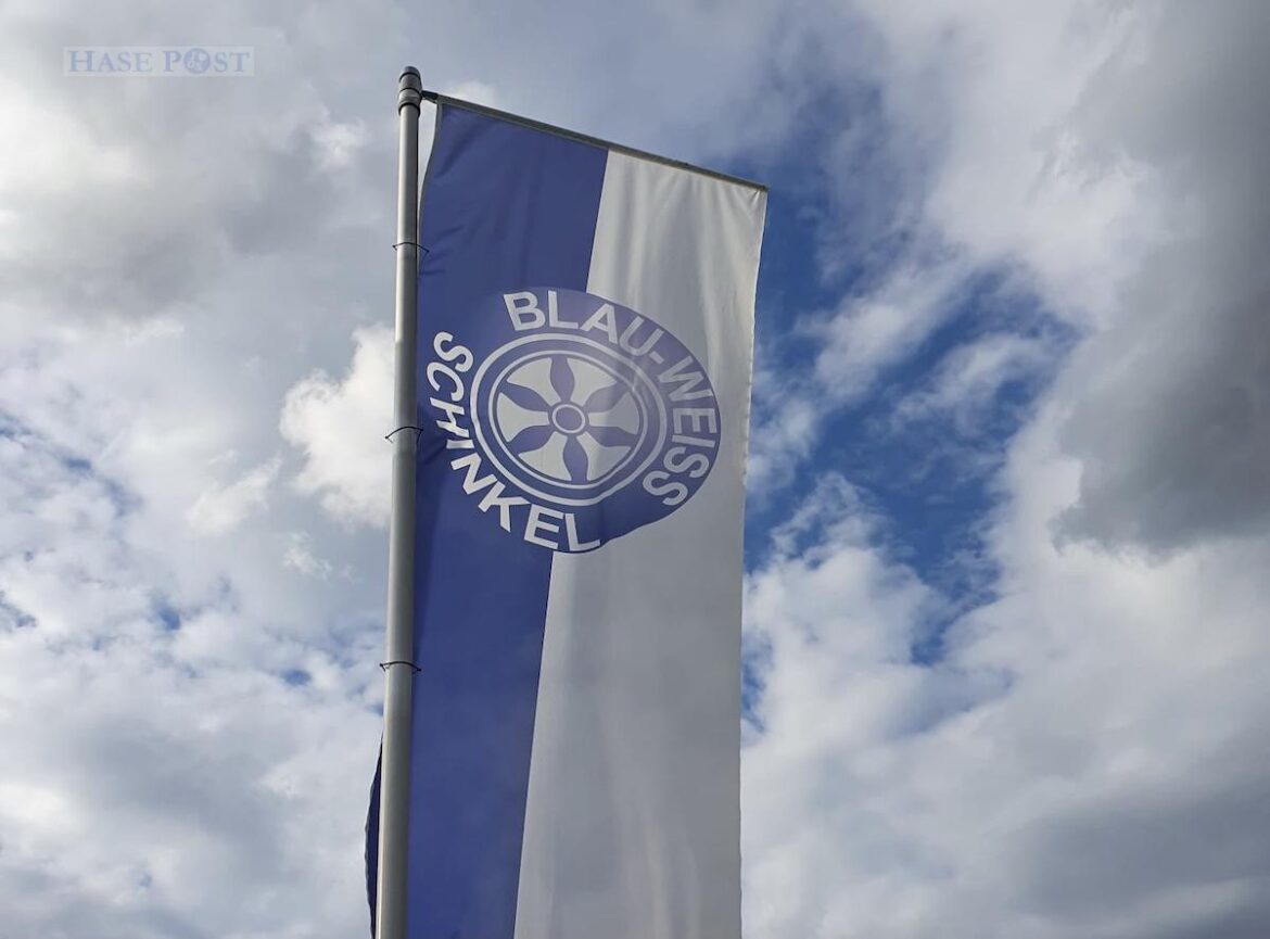 Flagge Blau-Weiß Schinkel / Foto: Christian Ramb