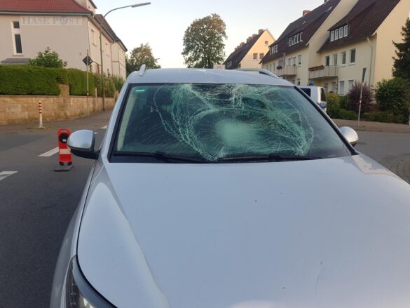 Kreuzungsunfall: Fahrrad von PKW erfasst