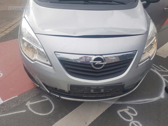 Schwer verletzt: Radfahrer und PKW kollidieren in Osnabrück-Dodesheide