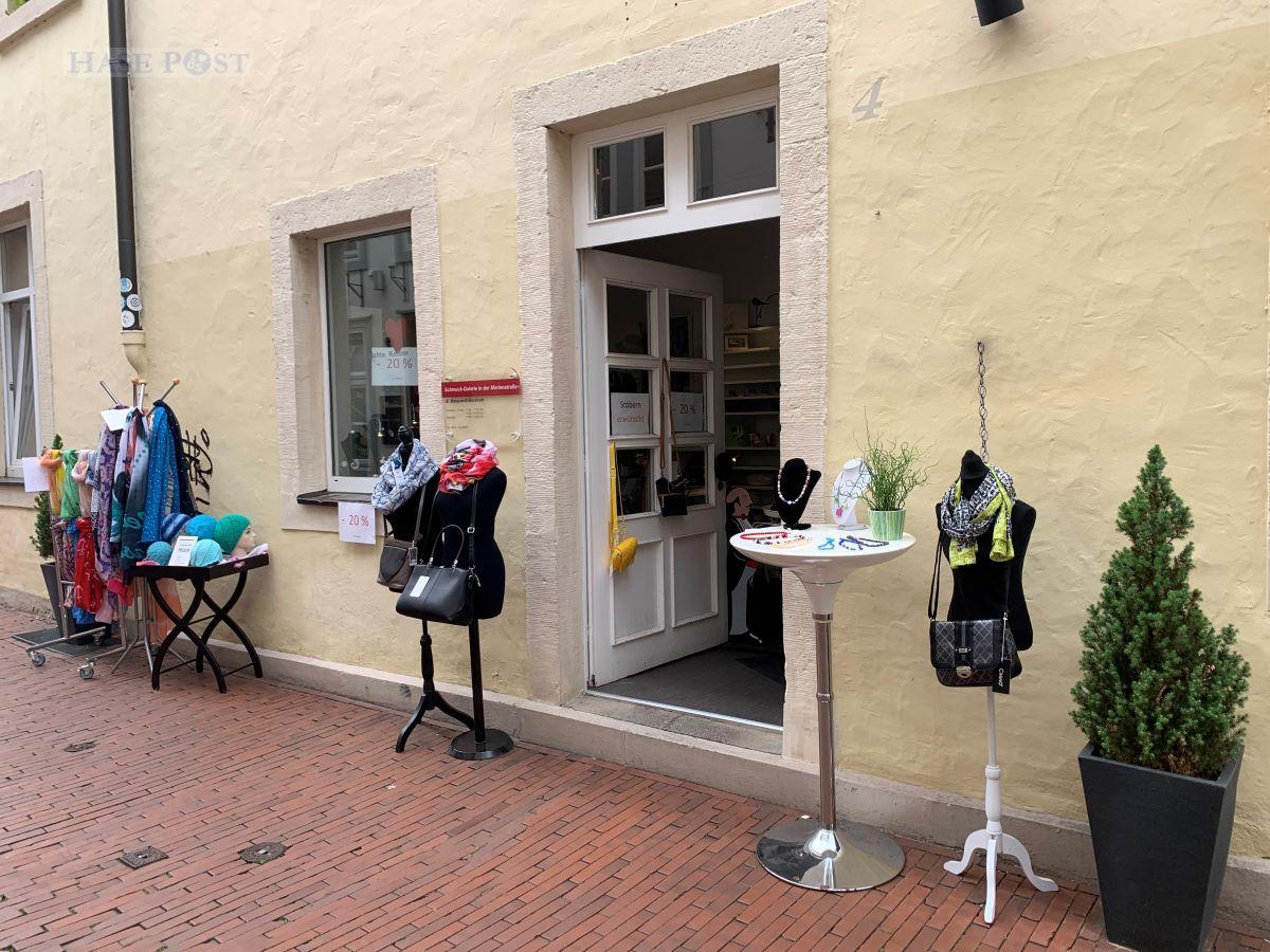 Bei der Schmuck-Galerie in der Marienstraße ist noch bis Samstag (2. Juli) Räumungsverkauf. / Foto: Schweer