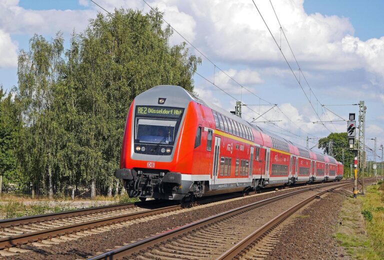 Regionalexpress 2 (Symbolbild)