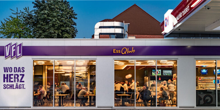 EssQlub in der Q1 VfL-Fan-Tankstelle