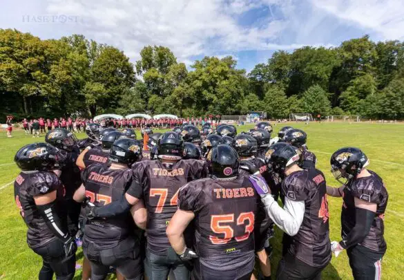Die Osnabrück Tigers schlagen die Hannover Stampeders mit 49:7 / Foto: Dieter Reinhard