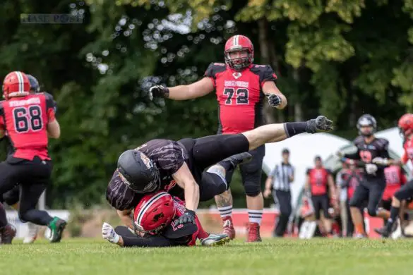 Die Osnabrück Tigers schlagen die Hannover Stampeders mit 49:7 / Foto: Dieter Reinhard