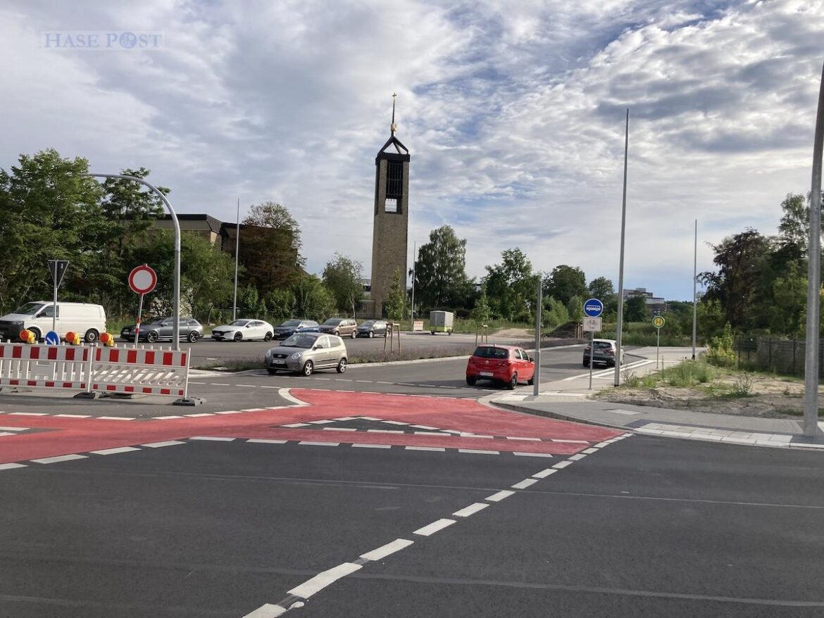 Derzeit führt die Abzweigung von der Natruper Straße ins Nichts. / Foto: Schulte