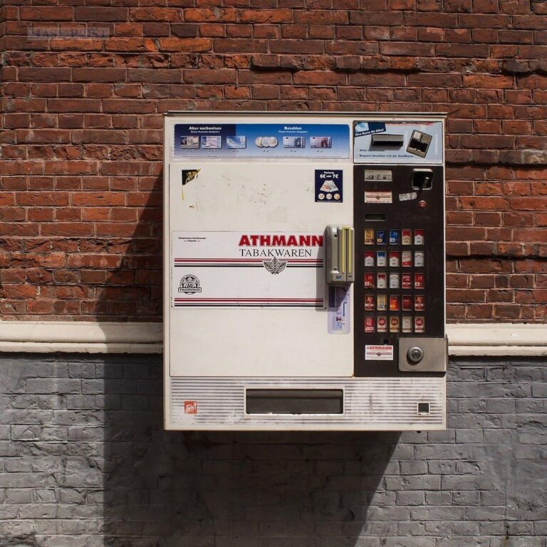 (Symbolbild) Zigarettenautomat