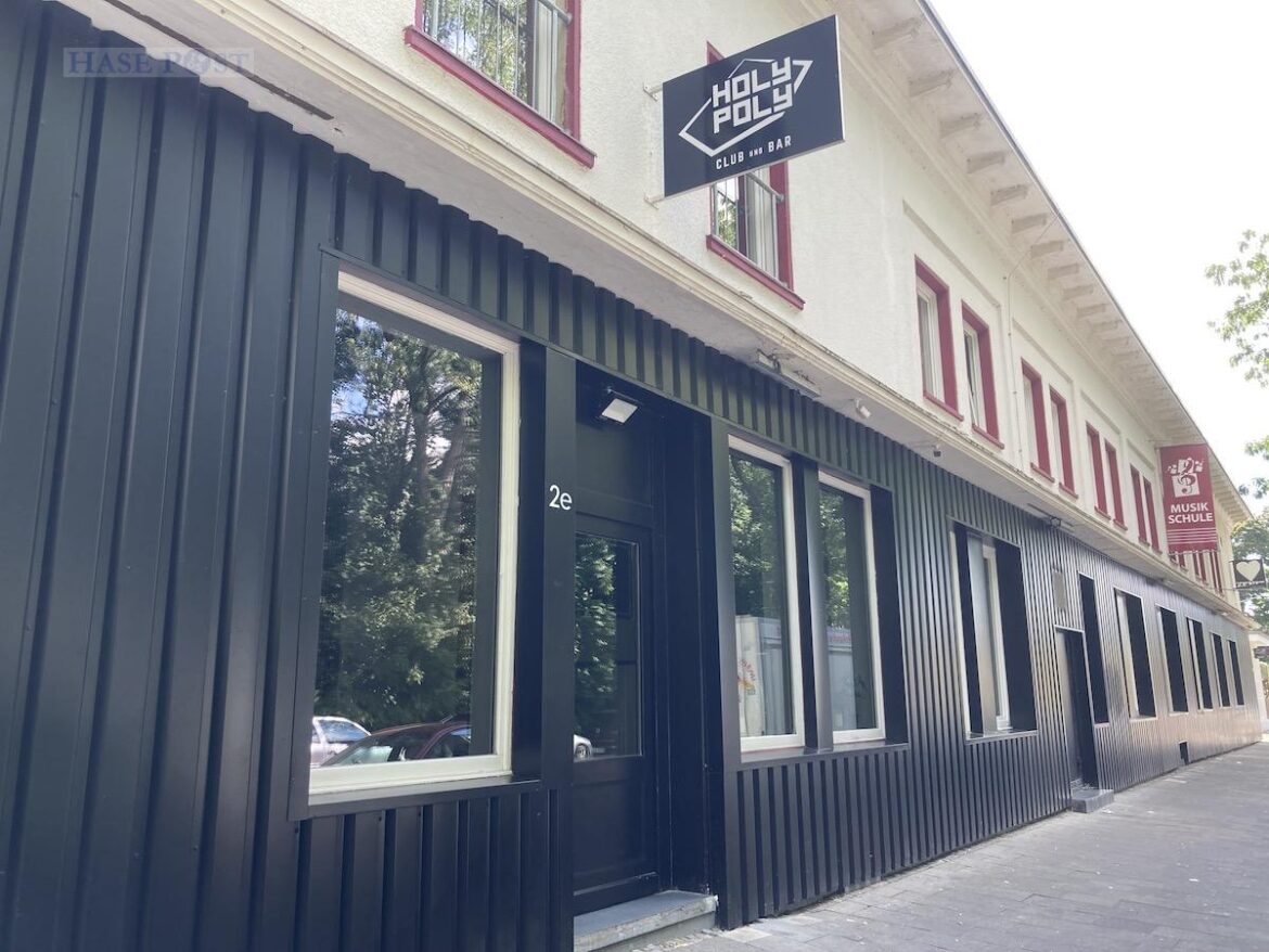 Holy Poly an der Dammstraße