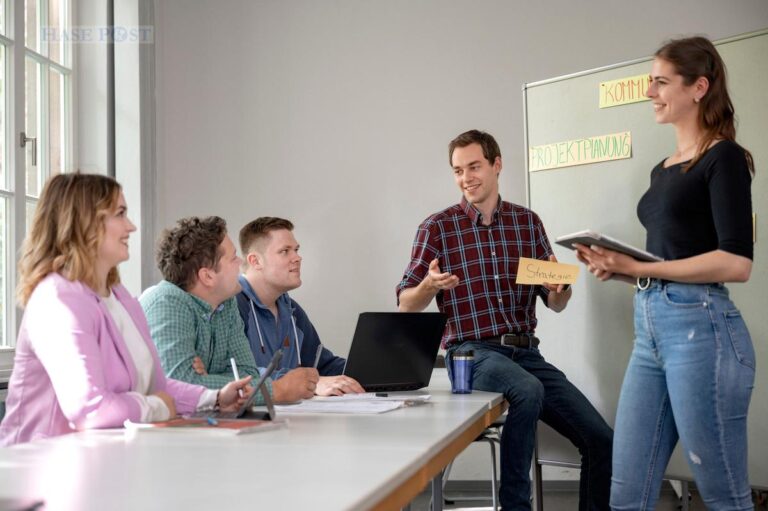 Studieninteressierte können sich noch für einige Bachelor- und Masterstudiengänge bewerben. / Foto: Hochschule Osnabrück