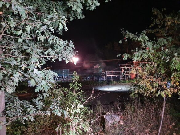Reithalle brennt in Bramsche, Großeinsatz der Feuerwehren